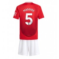 Manchester United Harry Maguire #5 Heimtrikotsatz Kinder 2024-25 Kurzarm (+ Kurze Hosen)